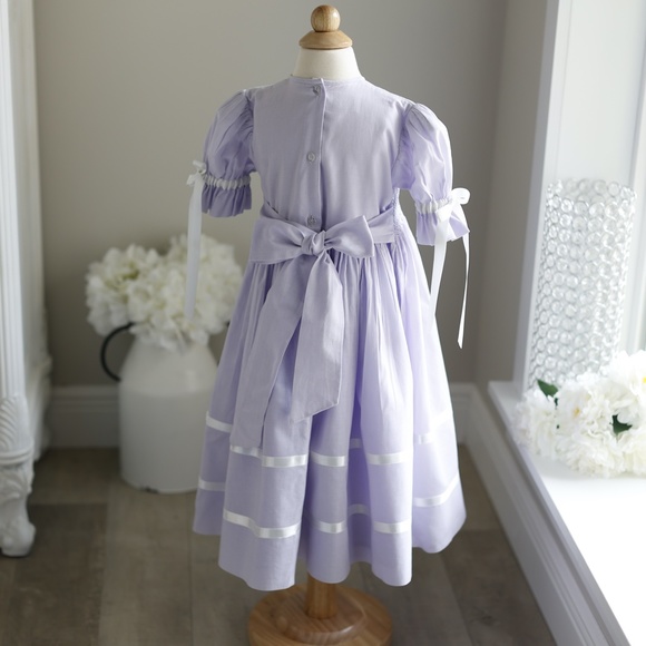 Strasburg Dress Lavender Smocked Heirloom Spring Portrait RARE FIND Gorgeous - Picture 6 of 8